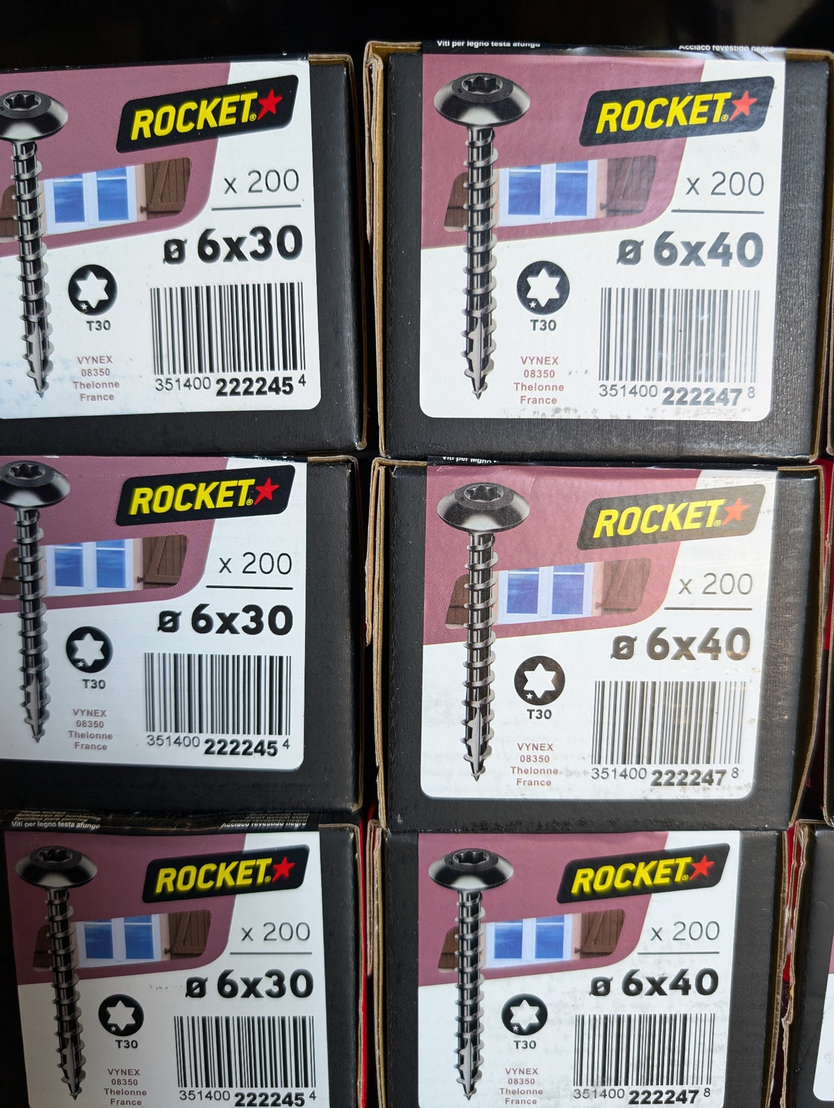 Vis noire pour penture ROCKET
