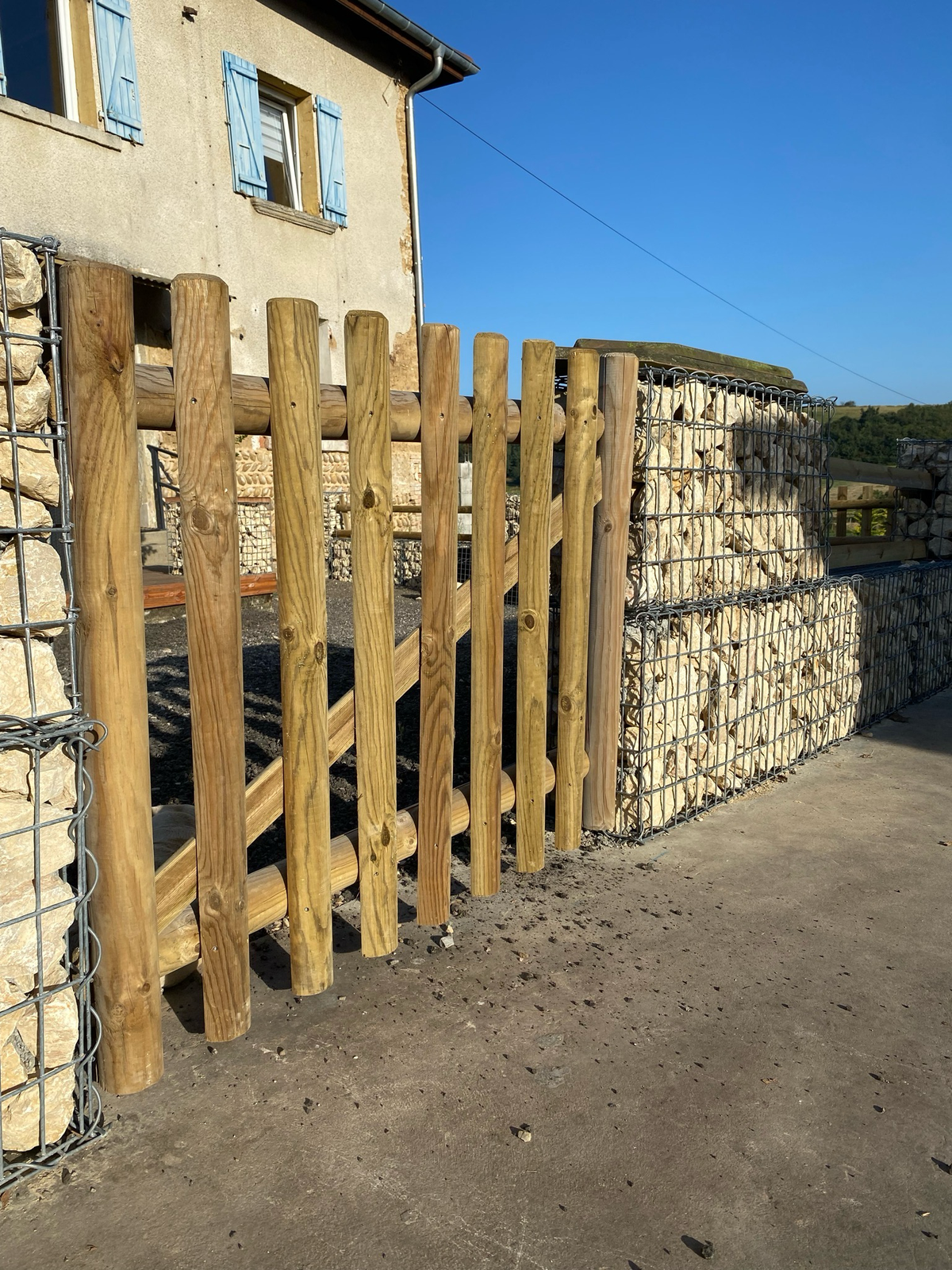 Portillon pin traité
